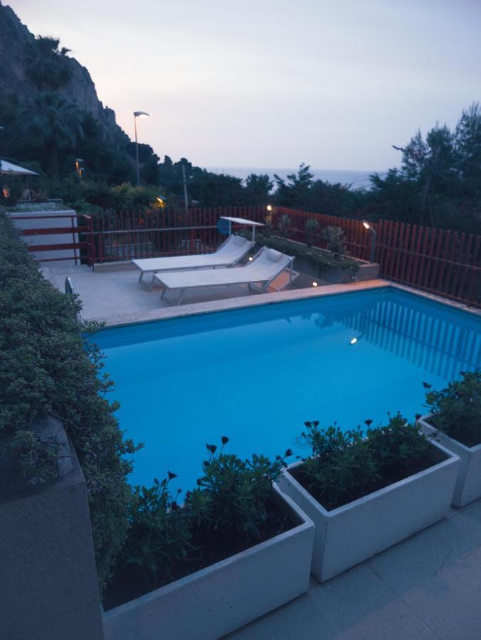 Sea Apartment & Pool 2 Palermo Eksteriør billede