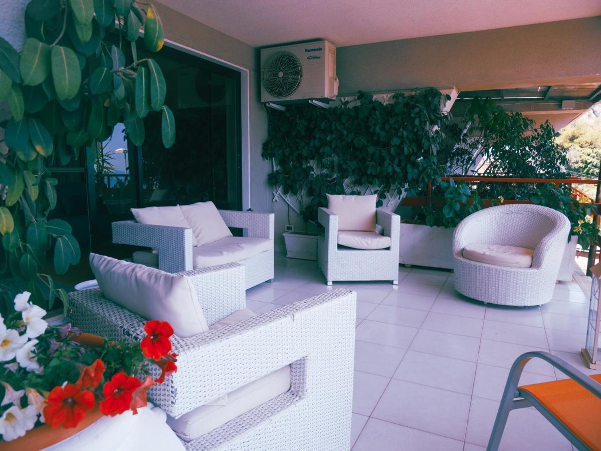 Sea Apartment & Pool 2 Palermo Eksteriør billede